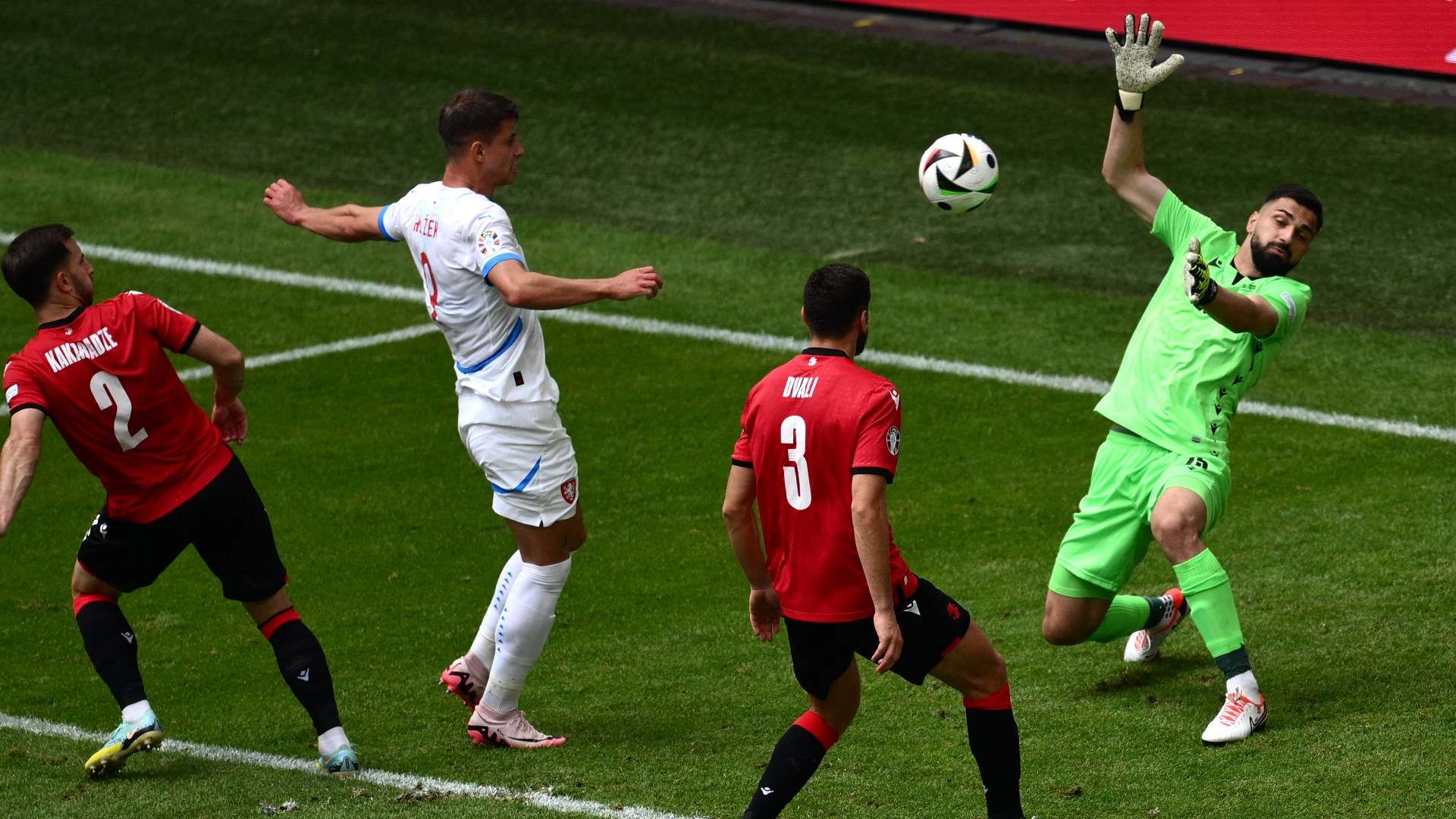 Georgia goalkeeper Giorgi Mamardashvili makes a big save vs Czech Republic at Euro 2024