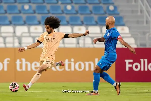 الاتحاد ضد الهلال.. الزعيم يحسم الشوط الأول 1-0 وإلغاء هدفين وطرد فيديو 