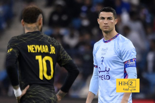 مودريتش يفضل نجم برشلونة على زميله 