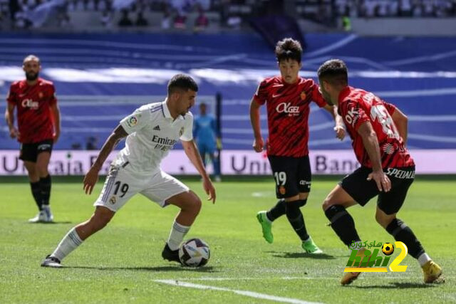 لوكاكو يحطم زجاج دكة البدلاء بعد خروج بلجيكا من كأس العالم 