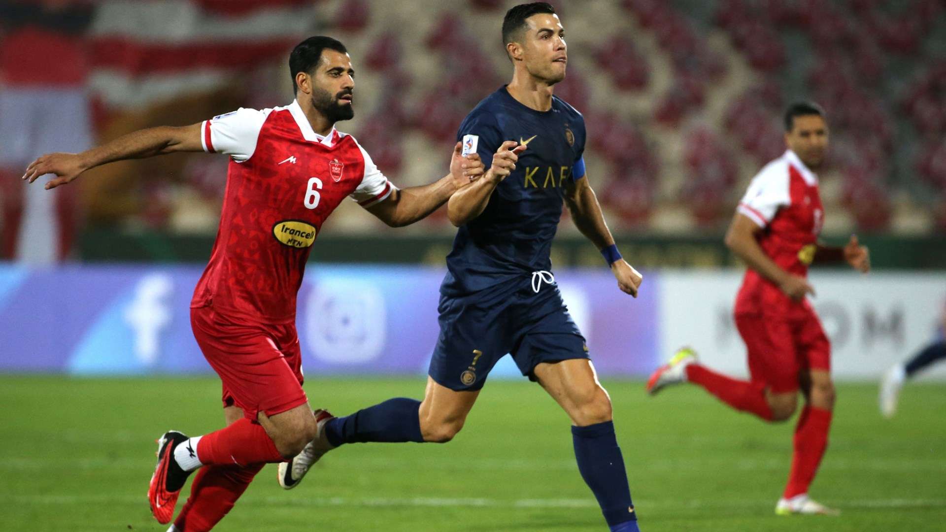 فيديو | لم يُقبّل هيرموسو فقط .. رئيس الاتحاد الإسباني ارتكب فعلًا "خادشًا للحياء"! | 