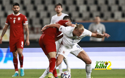 ميتلاند ضد فرانكفورت.. مرموش يتقدم 2-1 بضربة جزاء فى الدورى الأوروبى 