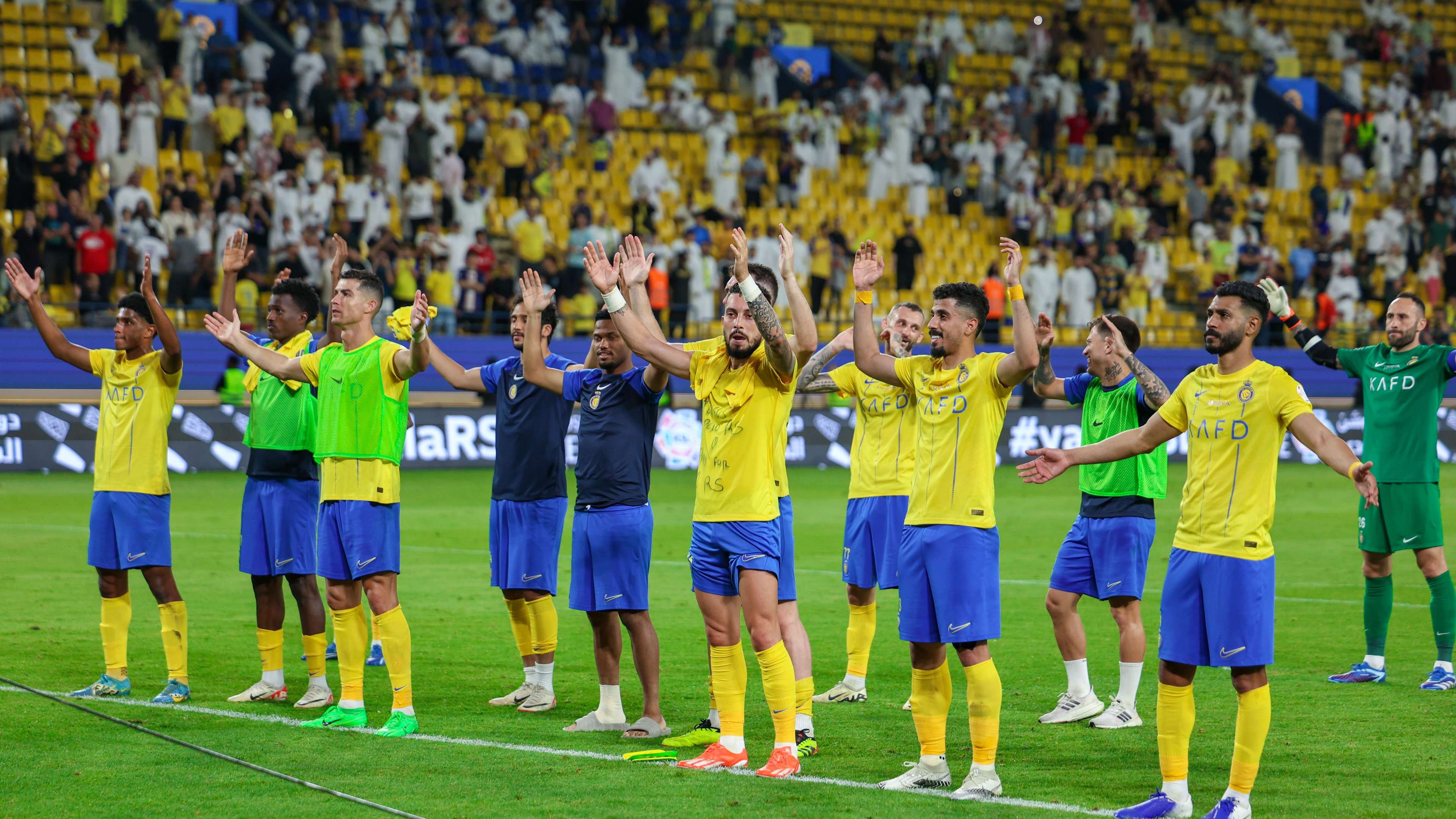 لا يعني إيقاف الحكم .. تفسير بيان الاتحاد الآسيوي يحبط جماهير الهلال بعد التعادل مع السد القطري | 