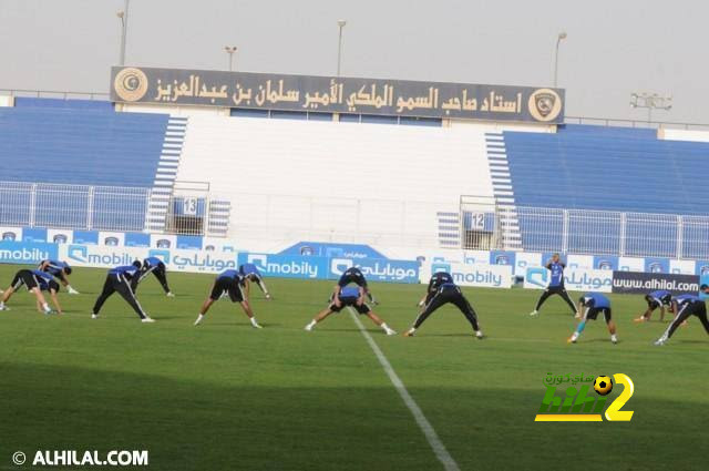 ديكو يستقبل برشلونة في موطنه البرتغال 