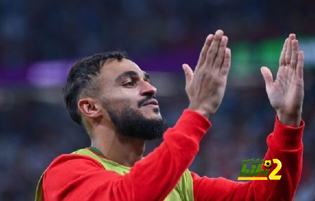 حفل جوائز الأفضل فى أفريقيا.. الأهلى أفضل ناد ومحمد صلاح يقود التشكيل المثالى.. لوكمان أحسن لاعب.. ورونوين ويليامز يخطف جائزتى أفضل حارس ولاعب محلى.. كوت ديفوار أفضل منتخب.. وإيمرسى أفضل مدرب 