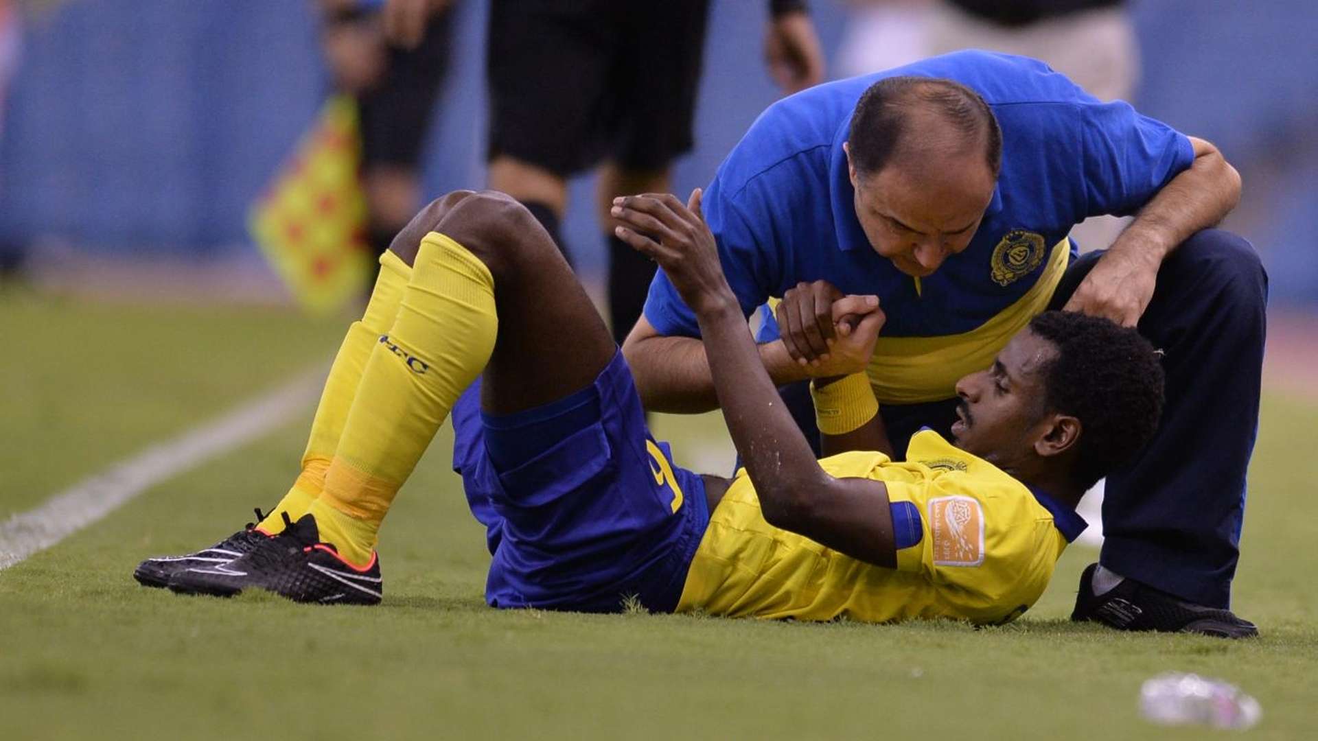 رسميا – الهلال يجدد عقد ناصر الدوسري 