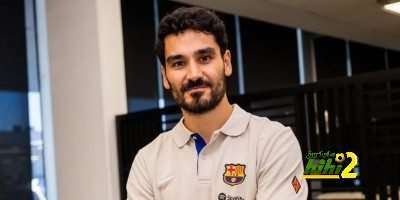 برشلونة ينتظر قرار دي يونج لحسم مستقبله هذا الصيف 