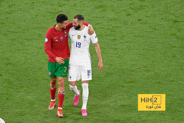 فيديو | أنقذه لاعب برشلونة.. فينيسيوس جونيور يهاجم حكم مباراة فنزويلا والبرازيل! | 