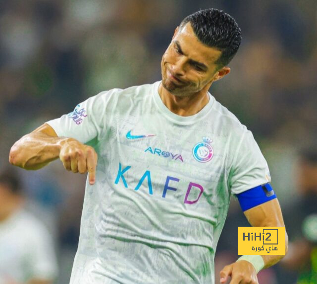 الدوسري يكشف انطباعه الأول لمستوى المنتخب السعودي مع مانشيني 