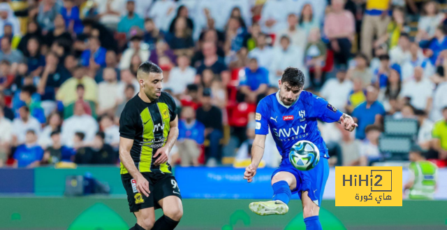 سعود عبد الحميد لاعب الهلال السعودي يوافق على الانتقال لـ أستون فيلا 