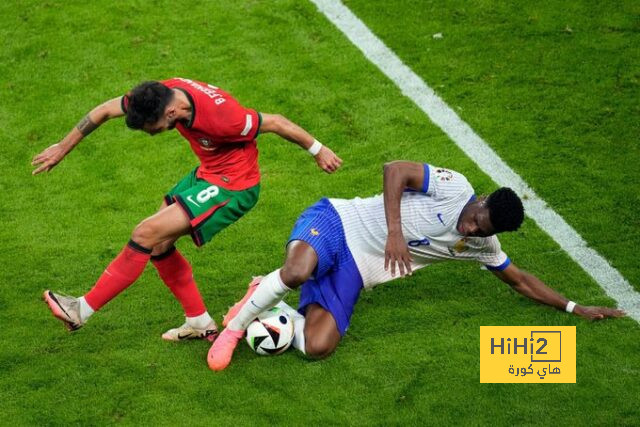 فرحة هيستيرية للاعبي منتخب الاسكواش بعد التتويج ببطولة العالم 