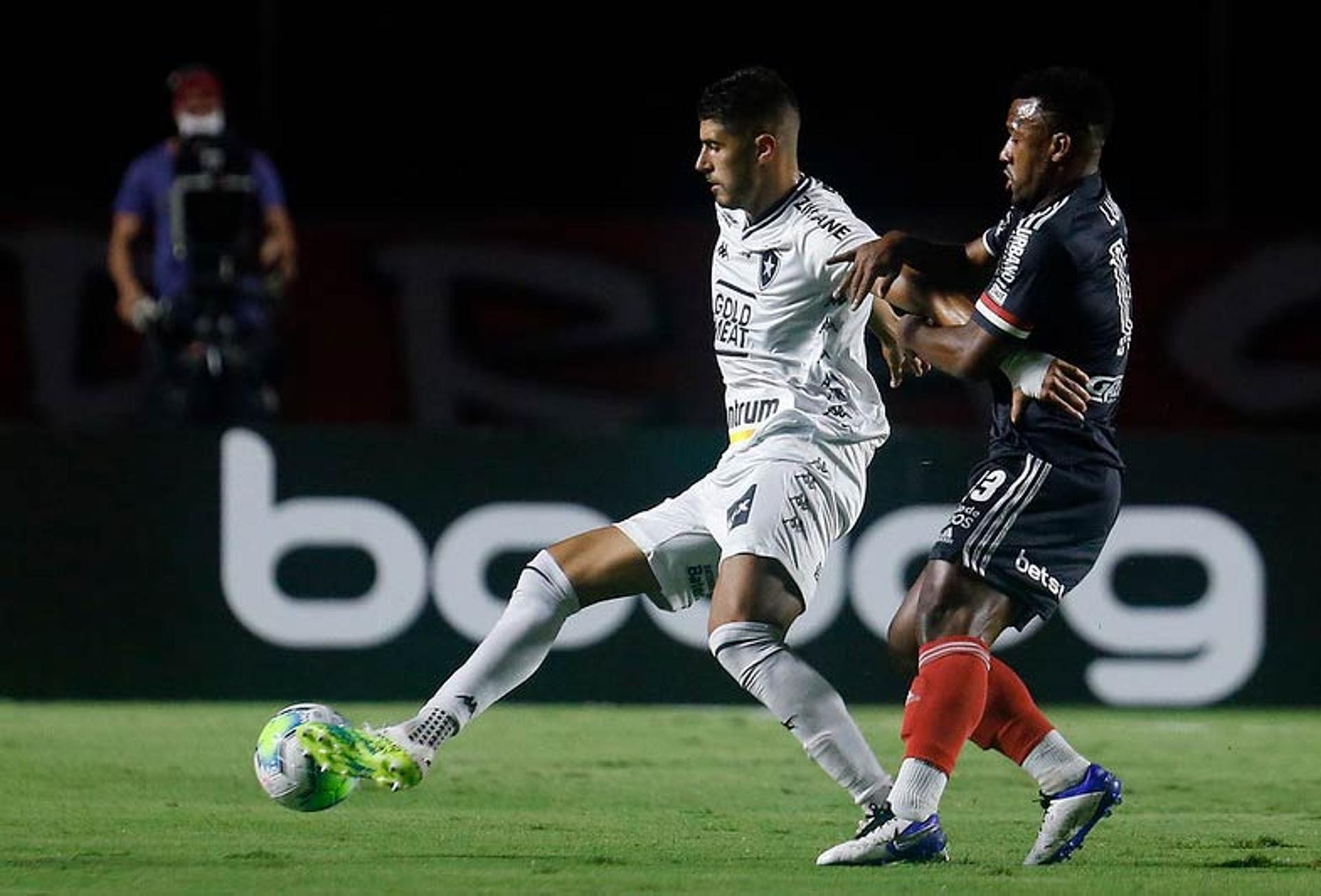 ماذا قدم مالكوم في مباراة الهلال والوحدة؟ 