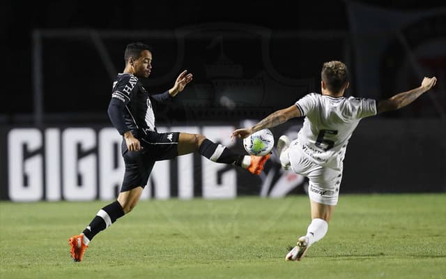 طلال حاجي.. مستقبل هجوم الاتحاد 