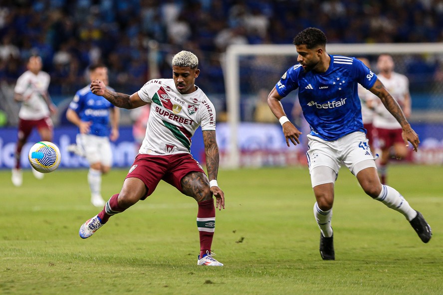 فيديو : مجزرة المانيه ضد مشجع برتغالي 