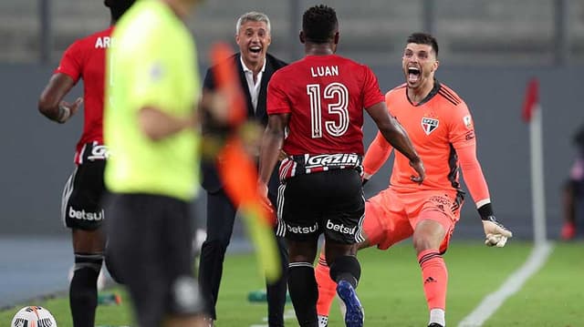 النمسا وفرنسا | كانتي الفرنسي غير السعودي.. واحذروا من مقالب برشلونة! | 