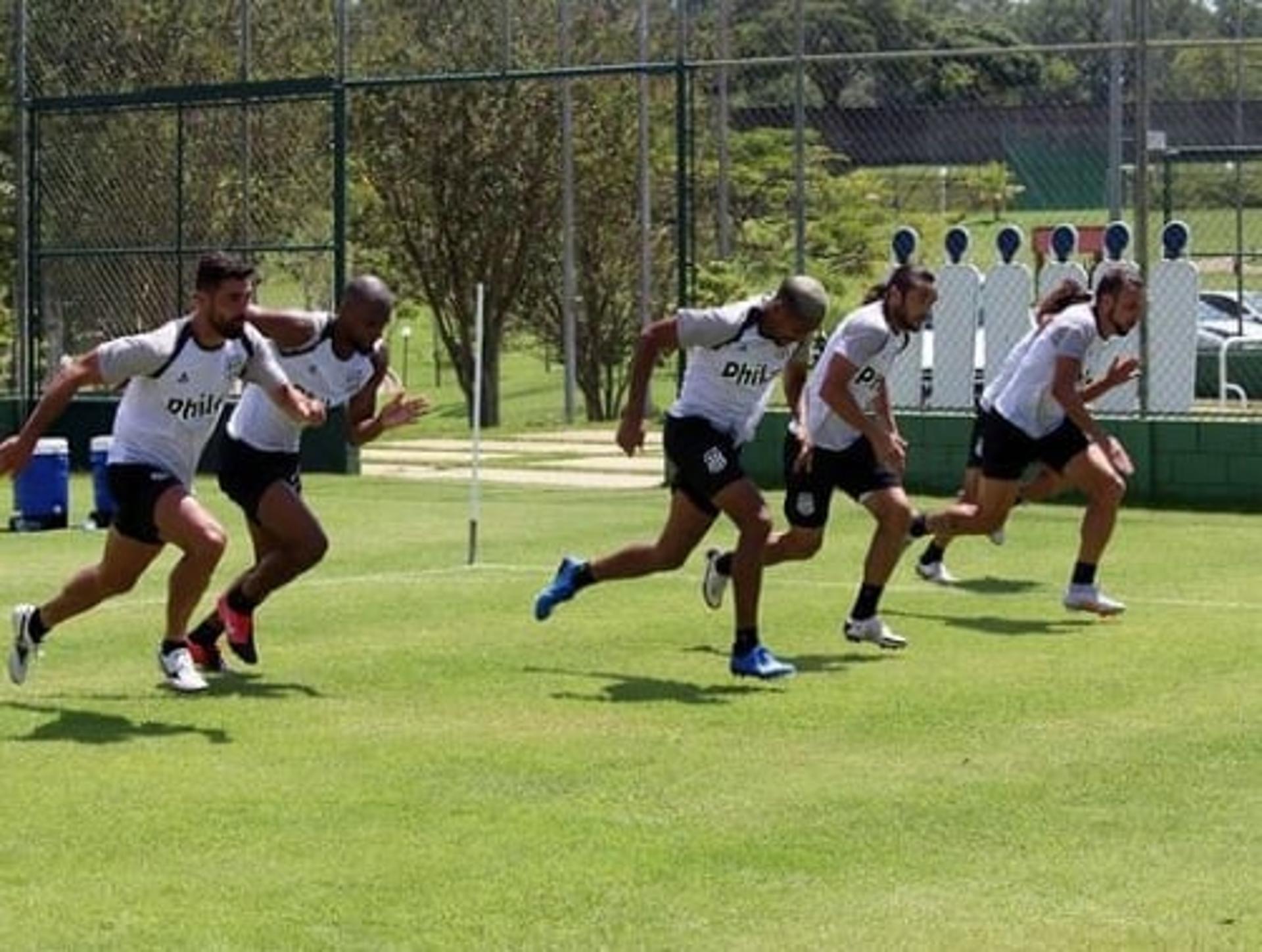 ٢٠ دقيقة بدون أهداف بين تركيا و البرتغال 