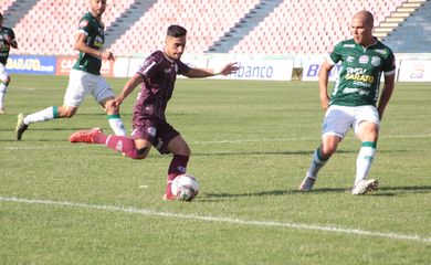 بطل معركة فارينزي .. فرحة الشمراني يغادر الاتحاد بعد تجديد عقده! | 