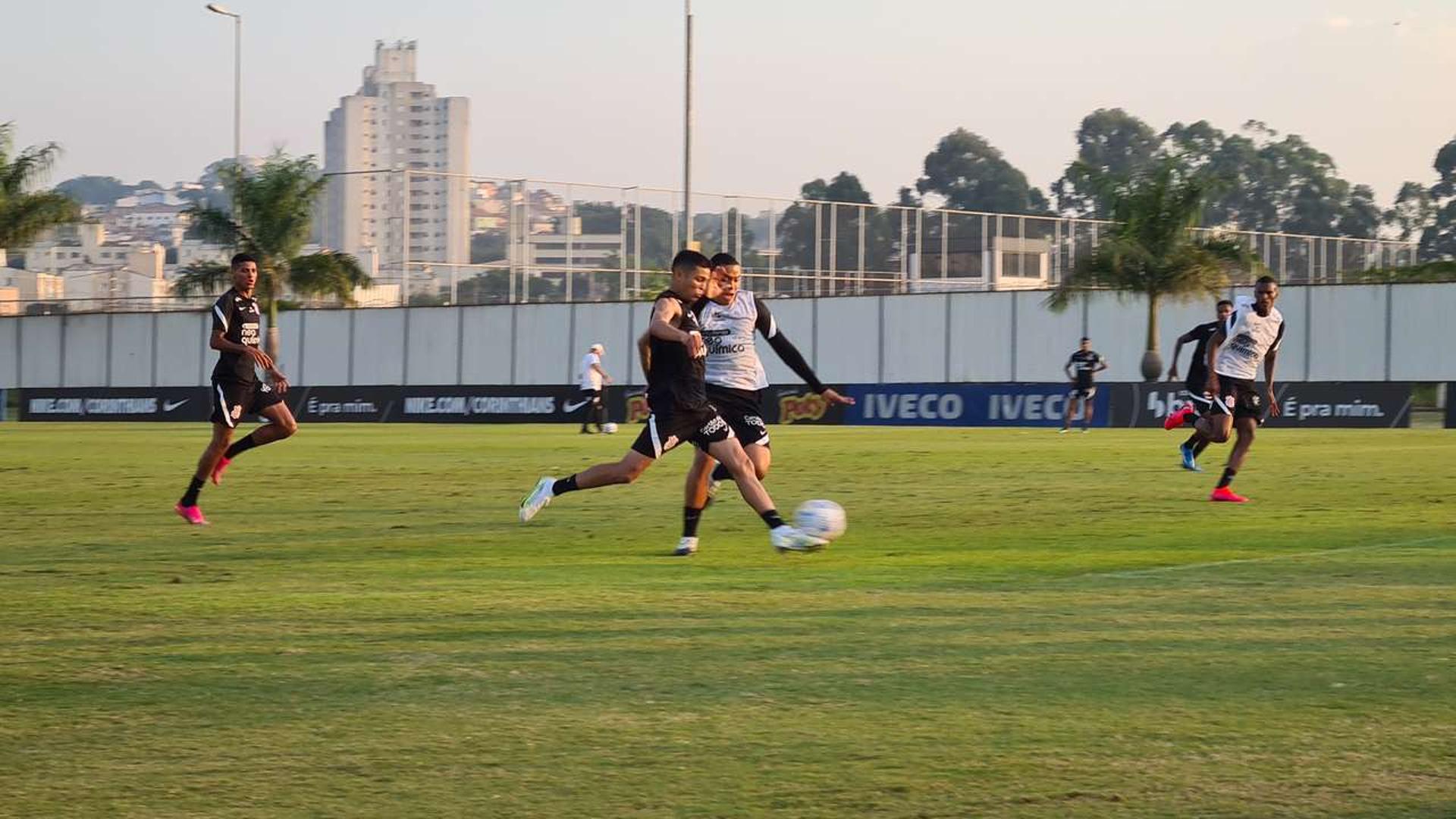 الأهلي ضد الهلال.. الراقي يحسم الشوط الأول من الكلاسيكو فيديو 