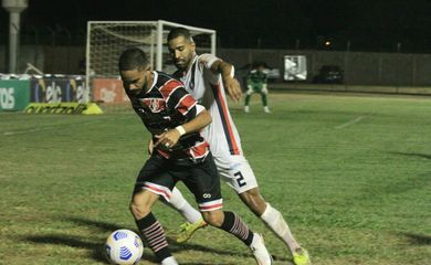 نتائج آخر 10 مباريات بين الهلال والتعاون 