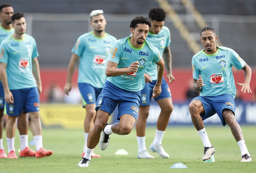 فيديو | جماهير الهلال تعاقب سفيان رحيمي .. والعين يرد بالاستهزاء من الزعيم! | 