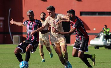 ديكو سيجتمع مع هانز فليك المرشح لتدريب برشلونة اليوم! 