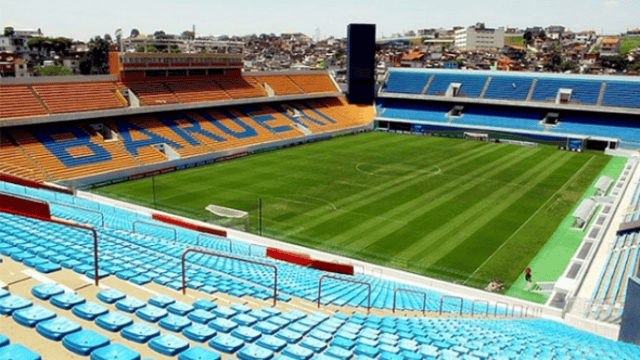 كم مدرب برتغالي في دوري روشن حاليا بعد تعاقد الفتح مع جوميز ؟ 