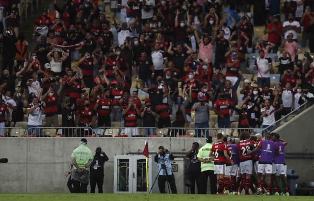 صلاح محسن يتحدث عن.. عرض الزمالك.. ومغادرة الأهلي | يلاكورة 