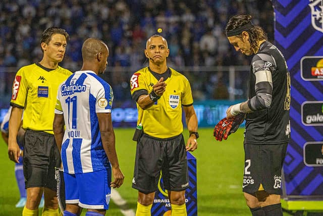 إحصائيات الديربي بين النصر والهلال 