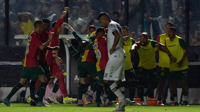 حكم مباراة النصر أمام الرائد في دوري روشن 