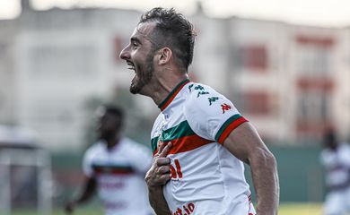 الزمالك يواجه سيراميكا بالدورى اليوم فى الظهور الأول للسويسرى جروس 