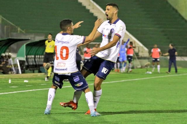 هل يفعلها الهلال؟ .. "الجار" يقترب من خطف نجم النصر السابق على طريقة الأهلي وفراس البريكان | 