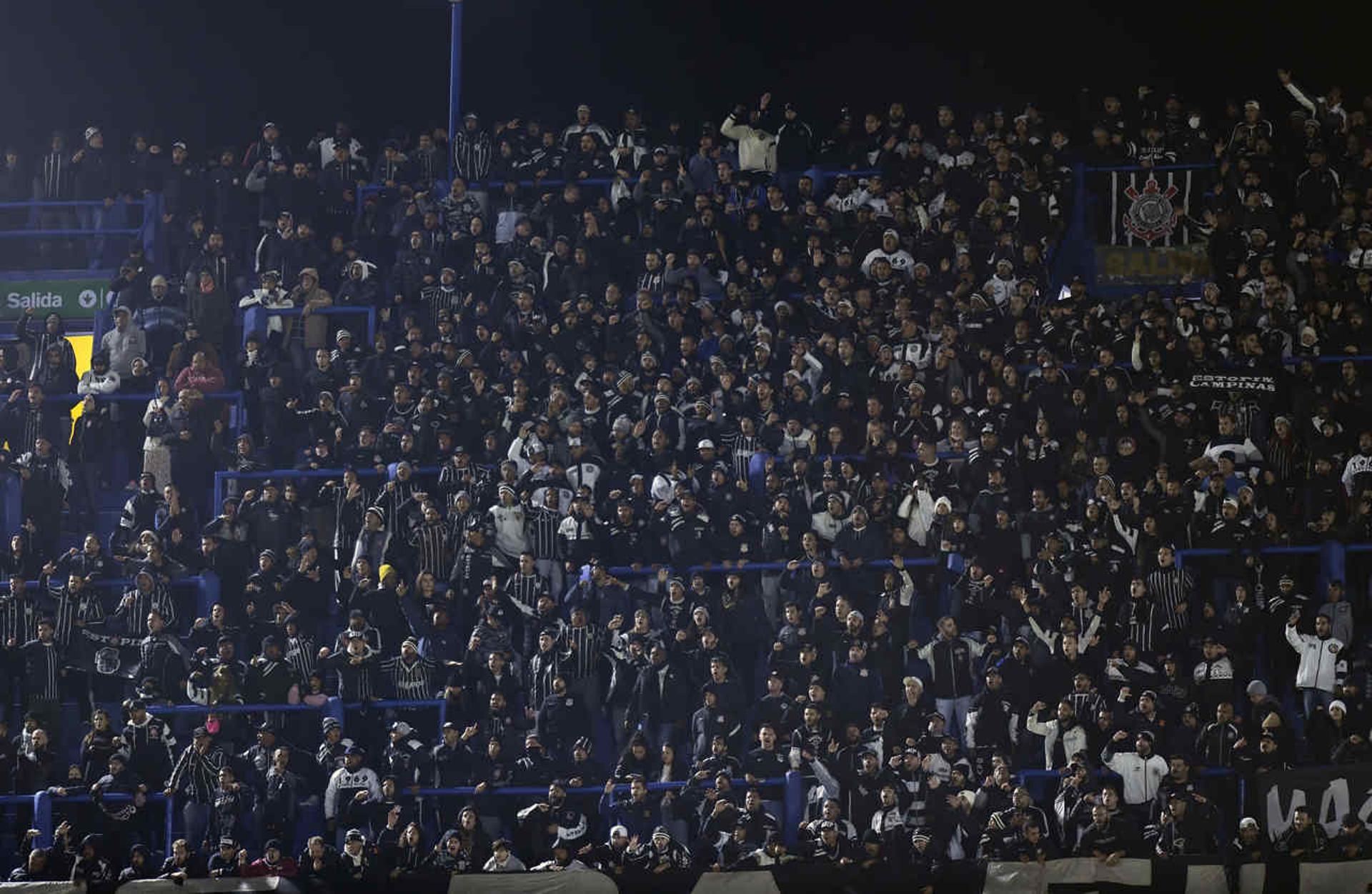 ⚽فيديو.. هدف حكيمي ضد أيندهوفن 