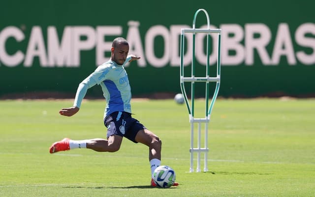 النصر يفاوض ثنائي الهلال 