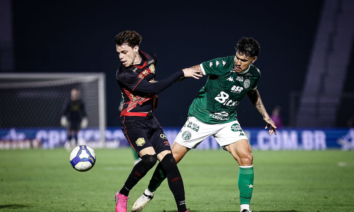 فيديو .. برشلونة يستعد لتقديم ديكو في منصب المدير الرياضي 