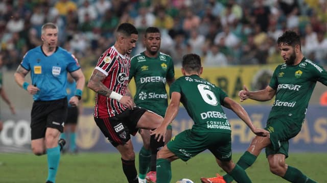 "سيناريو والعين لن يتكرر" .. جورج جيسوس يعد بالتفوق على النصر بنهائي كأس الملك! | 