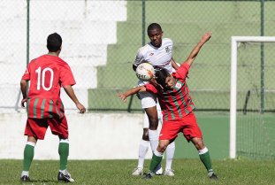 "نحن بحاجة إليك" .. بريطاني شهير يطالب نيمار بالتوقيع لعملاق الدوري الإنجليزي! | 