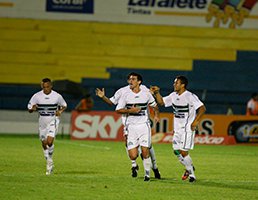 الريال يصعق إشبيلية 2-0 فى أول نصف ساعة بالدورى الإسبانى.. فيديو 