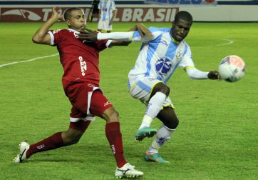 انطلاق مباراة النصر والطائي في دوري روشن السعودي 